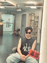 -即型男士理发工作室