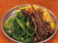 酱菜拼盘-蒜香焼肉PURUSHIN(马场路店)