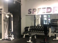 -汗水空间私教健身连锁(SM广场店)