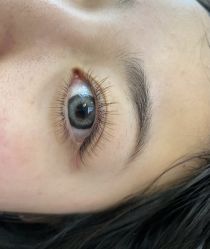 -初心纹眉洗眉·美睫专业店