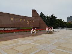 -上海市龙华烈士陵园