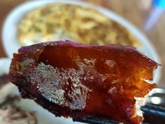 -黄记四更烤乳猪店