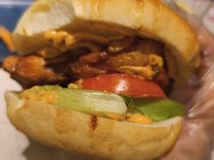 招牌秘制鸡腿堡-必胜客(桂林中山店)