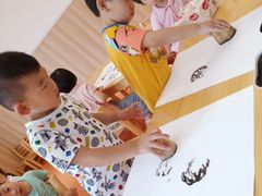 -小门牙好性格托育(北外滩中心)