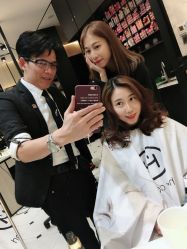 -HAIR CORNER