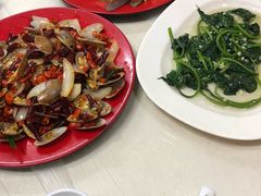 -小辣妹川味海鲜加工店(第一市场椰风巷店)