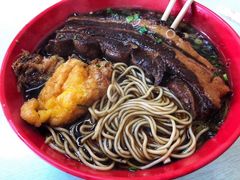 大肉面-小龙大肉面馆