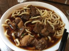 -清真吴记门钉肉饼·喜多利