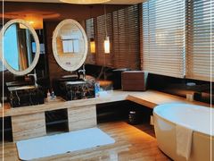 -北京朝阳悠唐皇冠假日酒店