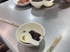 -华香鹅快餐店