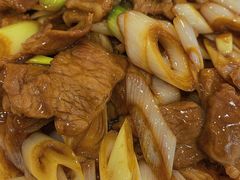 葱爆羊肉-金龙阁清真饭店