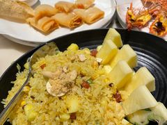 菠萝海鲜炒饭-星洲小聚·东南亚菜(中航城君尚店)