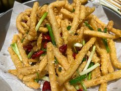 -巴厘龙虾·榜首油焖大虾(音乐学院·沿江酒馆店)