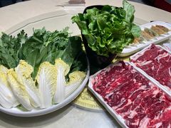 田园时蔬-江南福宴·澳门海鲜.牛肉火锅(汇高栢悦中心店)