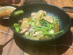 -万记麻辣烫国展总店