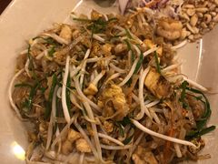 -Thai Market Restaurant( 04 Tran Quoc Toan)