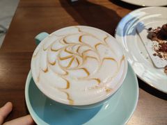 -Fridi Patisserie Cafe