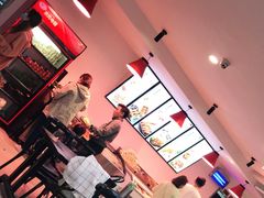 等位区-老谢野馄饨(延安路店)