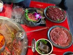 -谭鸭血老火锅(漳州路店)