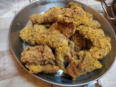 -BHC炸鸡(明洞总店)