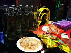 -蓝尊量贩(黄河路店)