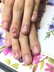 -Love Lady Nail