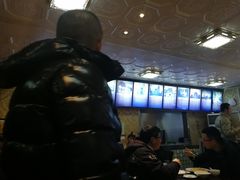 -清真·玛丽亚新疆菜主题餐厅(浙江中路店)