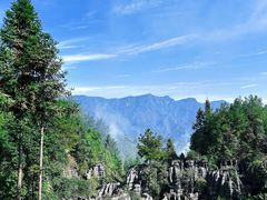 -梭布垭石林景区