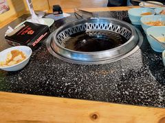 -釜御山海鲜烤肉火锅自助(新城市中心店)