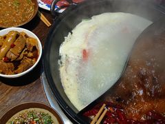 -萍姐火锅·公路夜市(武汉首店)