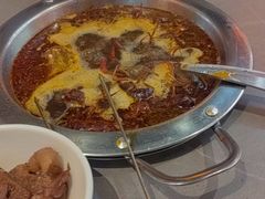 -黑金·寻焰自助百汇·烤肉·火锅(中街店)