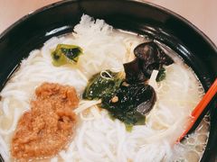 -灵芝妹子海鲜米线(瓦房店新玛特店)