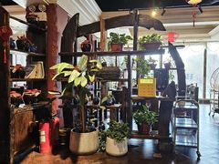 -大匠工房古船木艺术餐厅·猪肚鸡专门店(长白仙岛店)