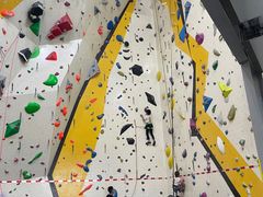 -问山MountQuest攀岩馆