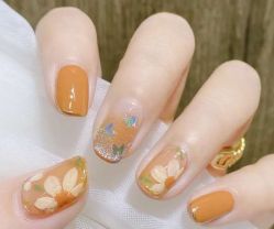 -悦指间美甲美睫