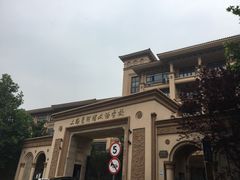 校门-上海星河湾双语学校