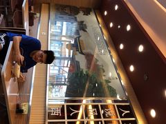 -顺溜·手工刀削面·黑金店(铜锣湾店)