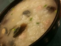 皮蛋瘦肉粥-粥全粥到