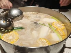 -肥仔文澳门猪骨煲(南京西路店)