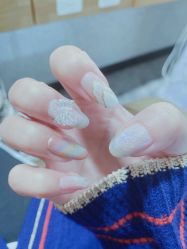 -小四撸猫美甲咖