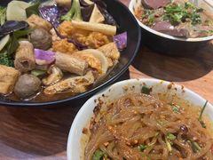 -万记麻辣烫国展总店