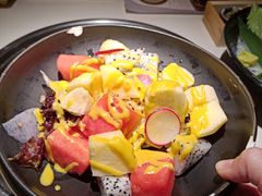 藜麦鲜果色拉-赤坂亭M9和牛烧肉·日料398放题(万达店)
