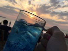 -Lia Cafe