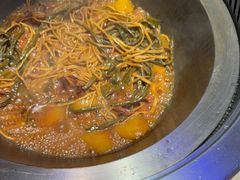 -山里屯铁锅炖·东北菜(康桥店)