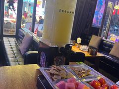 -喜鹊音乐酒馆(西街店)