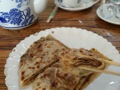 -溢心园香河肉饼总店