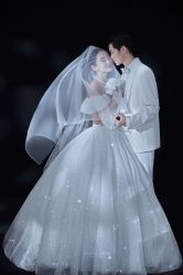 点击看大图 -挪娅婚纱摄影皇家会所