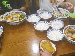 -鑫花溪牛肉米粉(凤凰街创始总店)