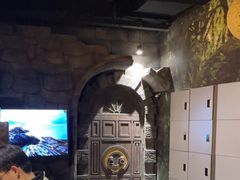 -暴风岛沉浸式体验馆(百联世纪店)