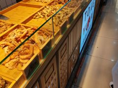 面包甜点陈列柜-佟源记炸肉(福佳新天地店)